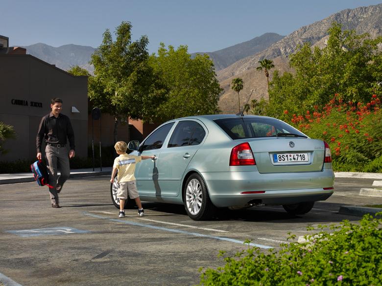 2012%20skoda%20octavia%201-2cd.jpg