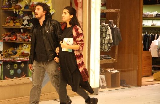 tuba_buyukustun_hamilelik_fotograflari5-2bc.jpg