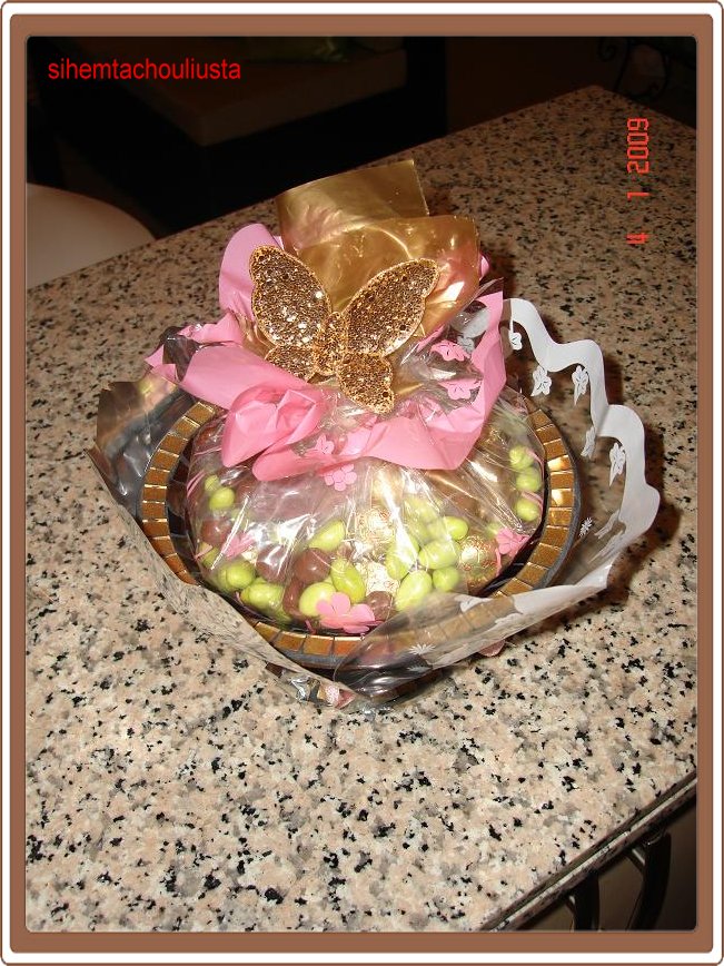 Gümüş Tepsi Çikolata modelleri Mevzu Kadın