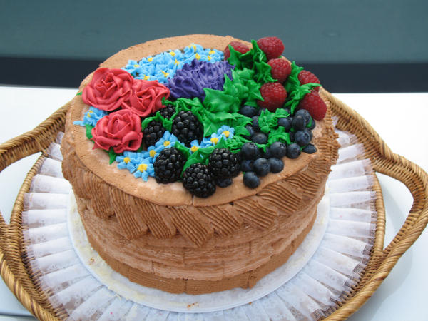 Fruit_and_Flower_Basket_Cake_1_by_TheShiftyAdvisor.jpg