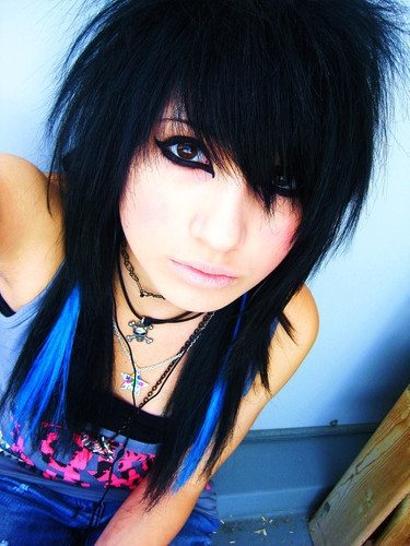 123-emo-girls-16792977-375-500.jpg