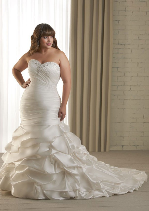 2014-buyuk-beden-gelinlik (12).jpg