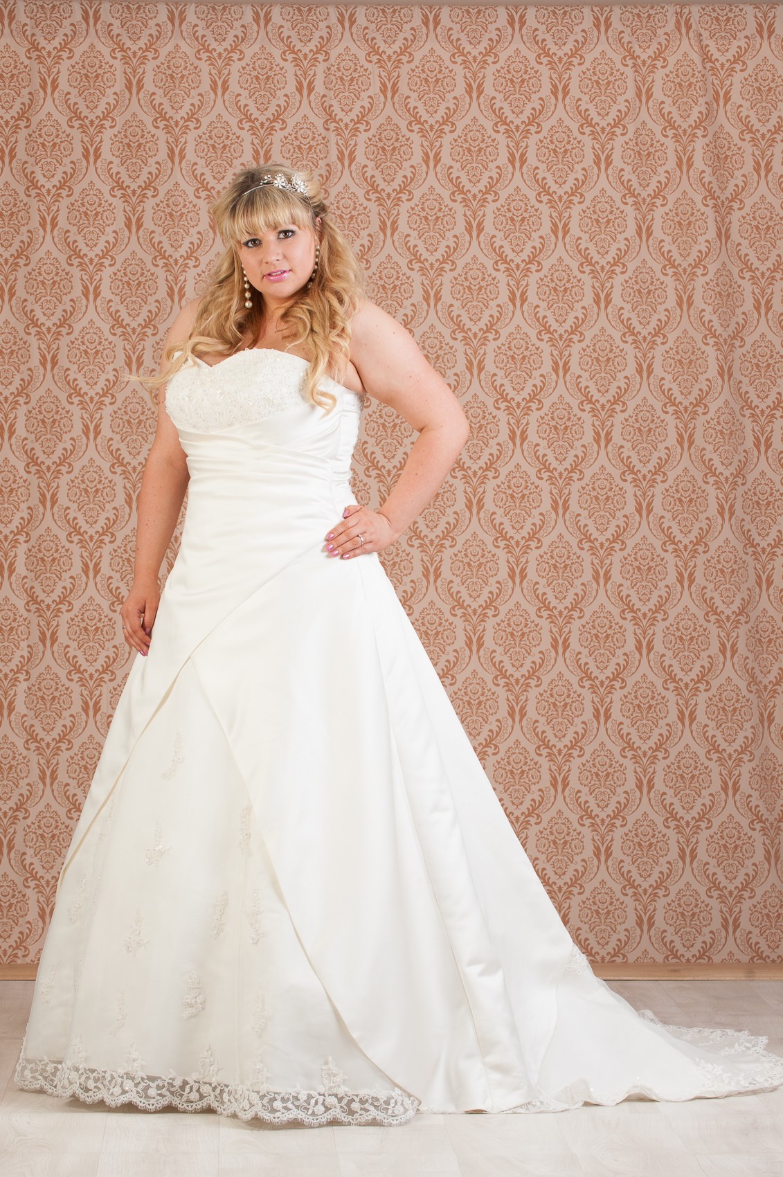 2014-buyuk-beden-gelinlik (7).jpg