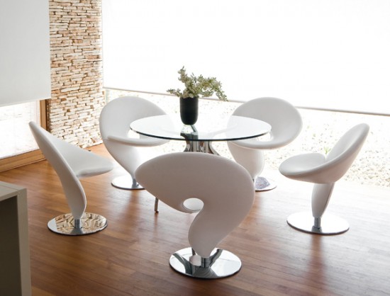 2014-modern-beyaz-renkli-mutfak-masa-sandalye-modelleri.jpg