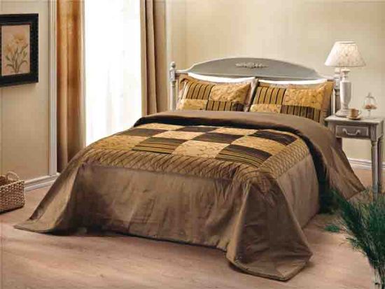 2014-yatak-örtüsü-modelleri-2.jpg