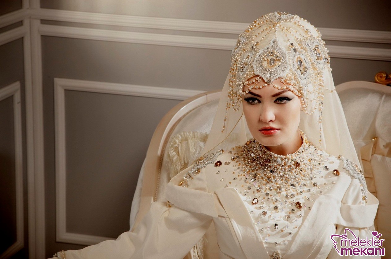 2017-Kapalı-Gelin-Başı-Modelleri.JPG