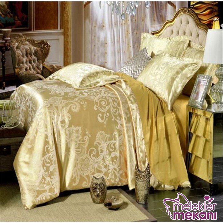 4pcs-Jacquard-font-b-Golden-b-font-Silk-Bedding-Set-Satin-Bed-Linen-Sets-Queen-Size.JPG