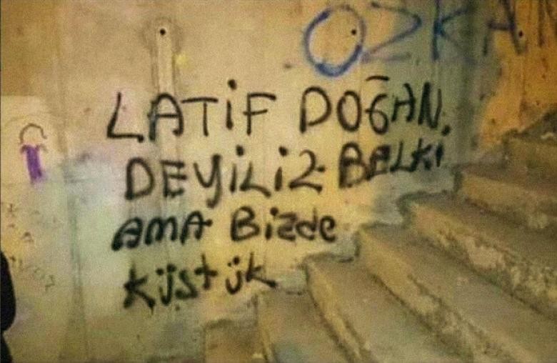 6495f533-latif-dogan-degiliz-belki-ama-bizde-kustuk.jpg