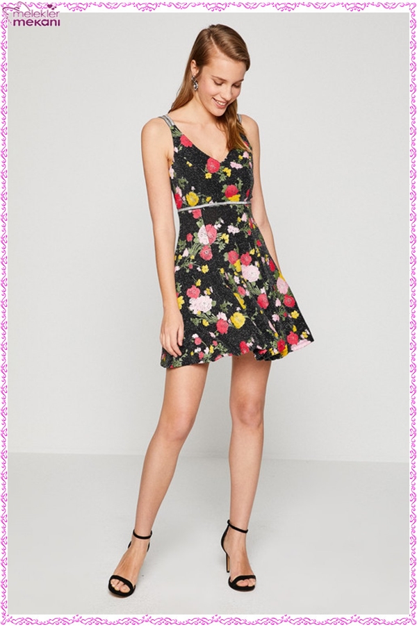 _i_ekli mini elbise modelleri 2020 _37_.jpg