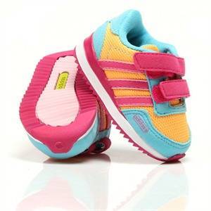 Adidas-2015-bebek-ayakkabı-katalogu.jpg