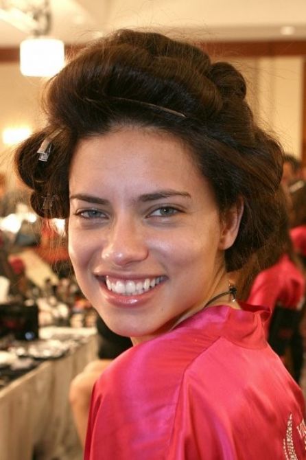 adriana lima (8).jpg