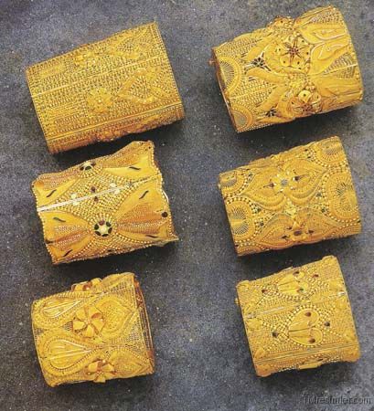 altın-kelepçe-bileklik-2014 (14).jpg