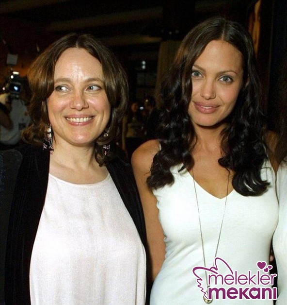 angelina jolie and mother.JPG