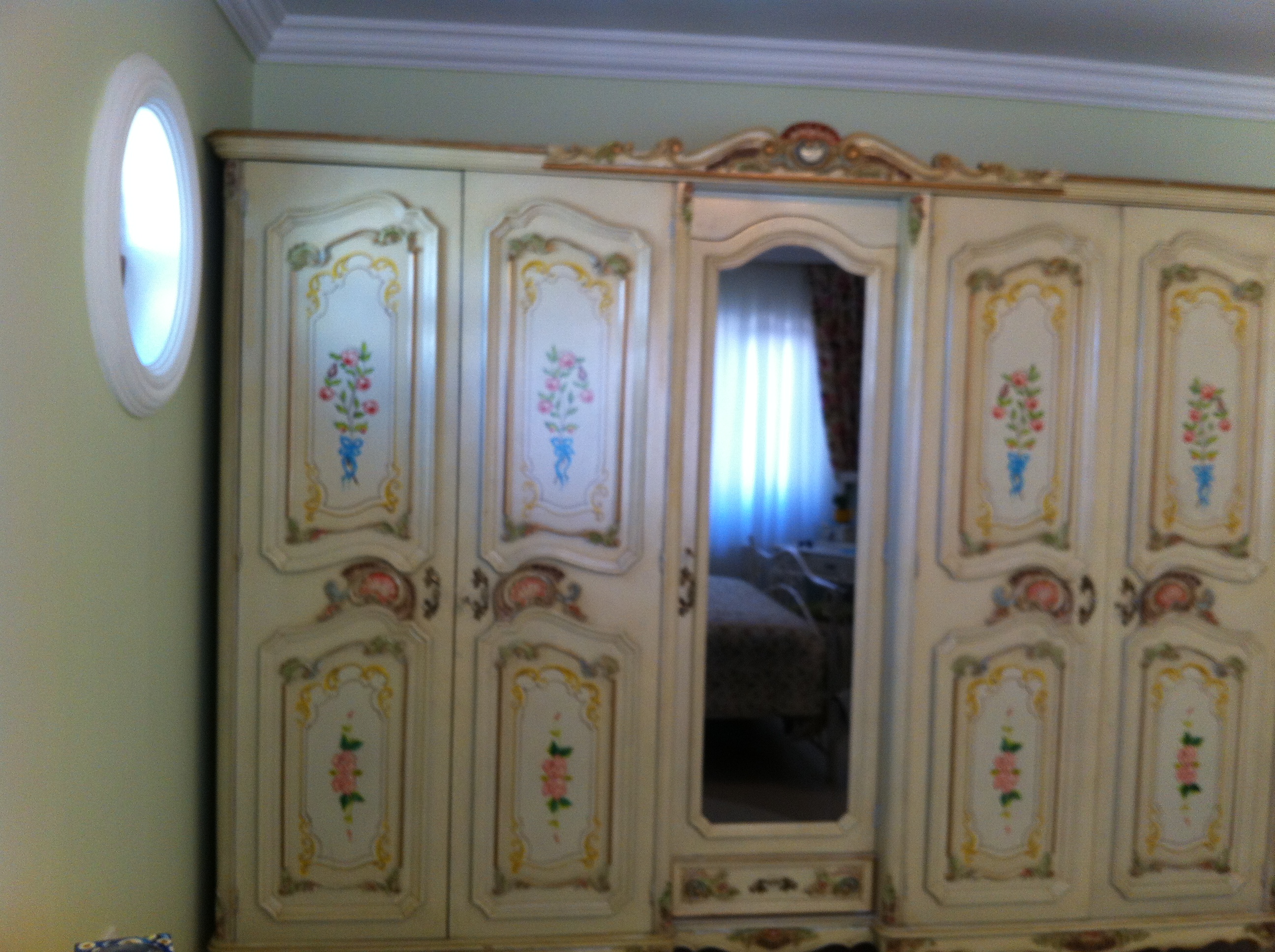 antika gardroplar.jpg