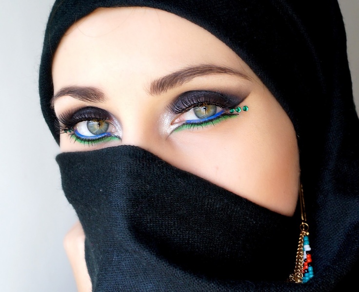 arap-göz-makyajı (7).jpg