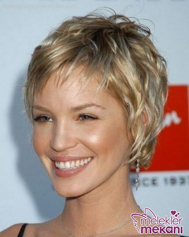 best-hairstyle-for-over-50-with-round-face-short-haircuts-for-women.JPG
