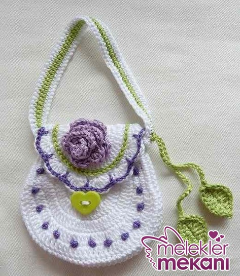 beyaz-örgü-çocuk-çantası.JPG
