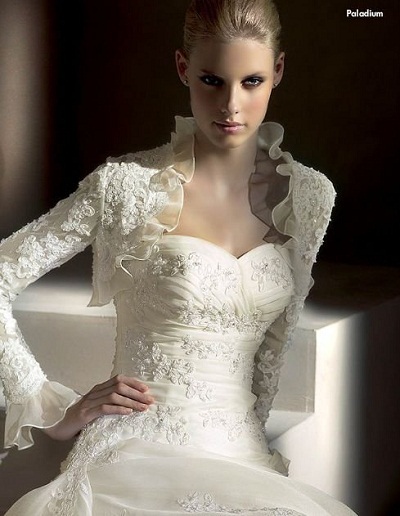 bolerolu gelinlik (9).jpg