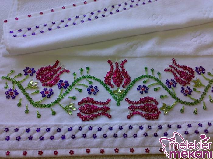 boncuk nakisli ceyizlik havlu.jpg