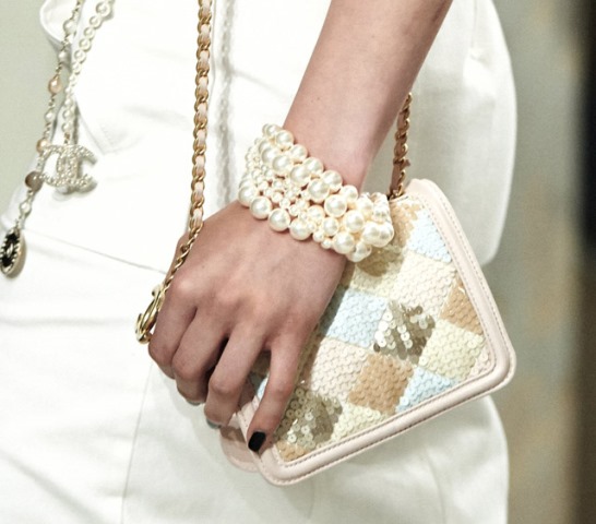Chanel-küçük-çanta-modeli.jpg