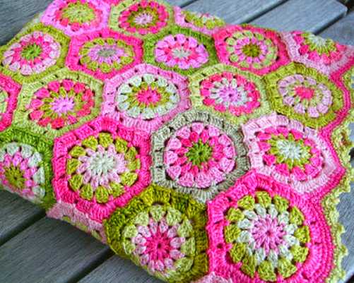 cicekli battaniye modelleri (15).jpg