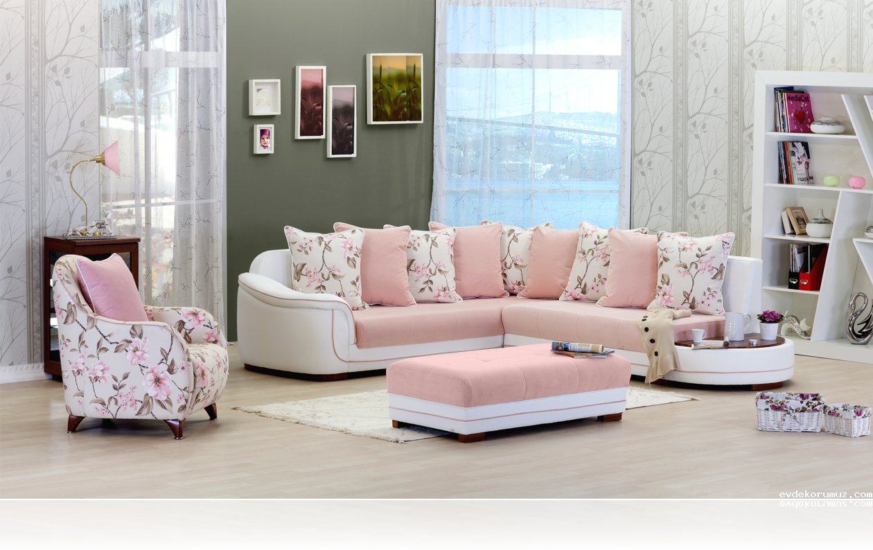 cita-pembe-cicek-kirlentli-koltuk-takimi-ev-dekorasyonu.jpg