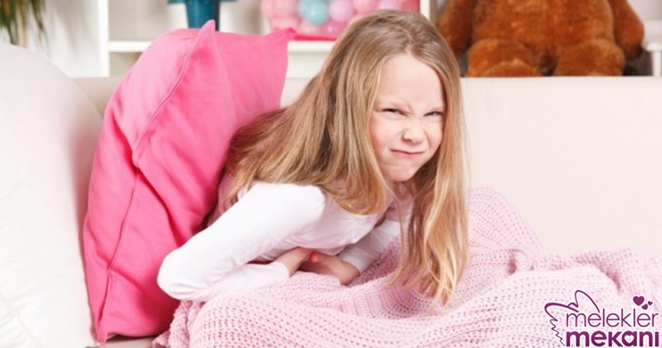 çocuklarda karın ağrısı.jpg