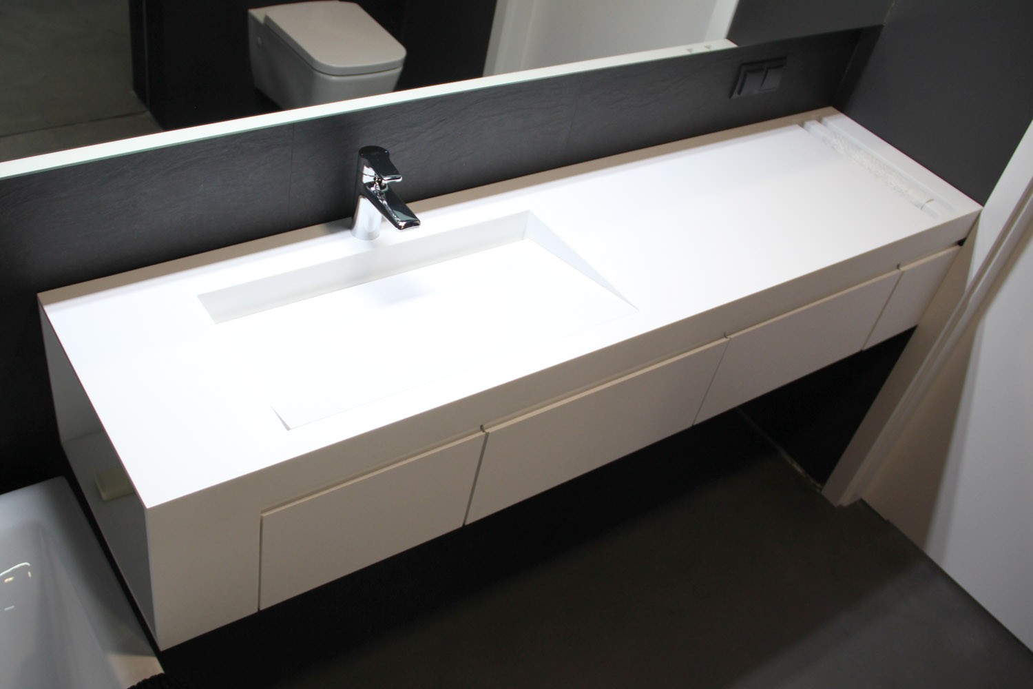 Corian-Banyo-Tezgah-Modelleri2.jpg