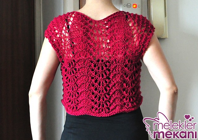 dalgali ajurdan bayan yelek modeli.jpg