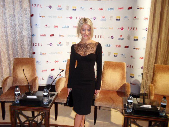 dantel elbise (1).jpg