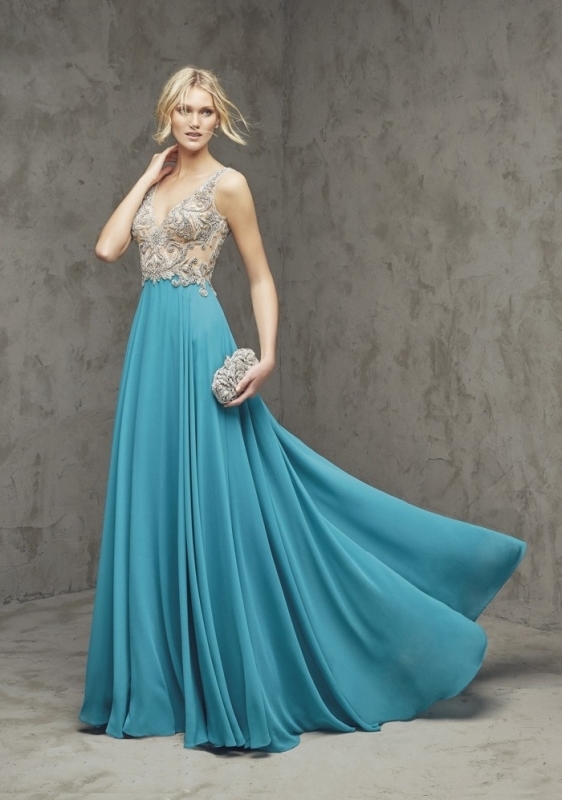 dantelli işlemeli turkuvaz abiye elbise örneği 2019.jpg