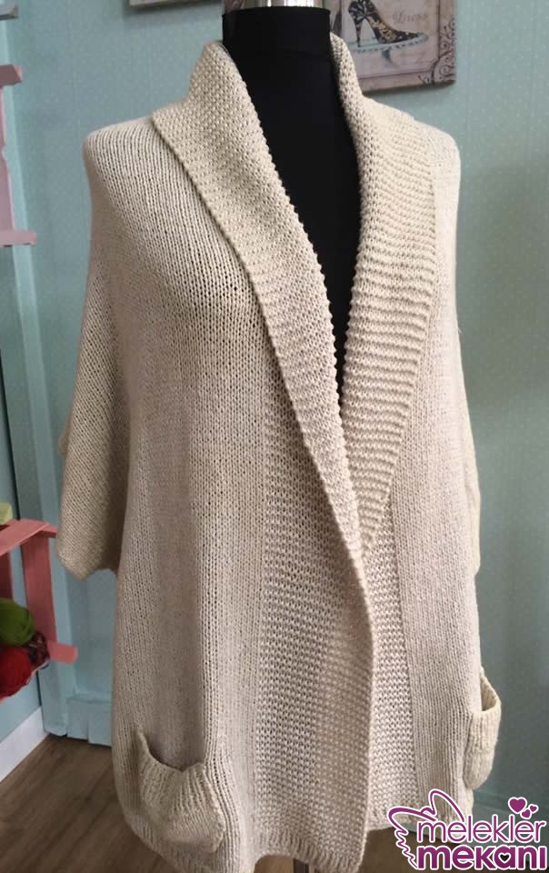 derya baykal nurgun tezcandan iki turlu giyilebilen hirka modeli.jpg