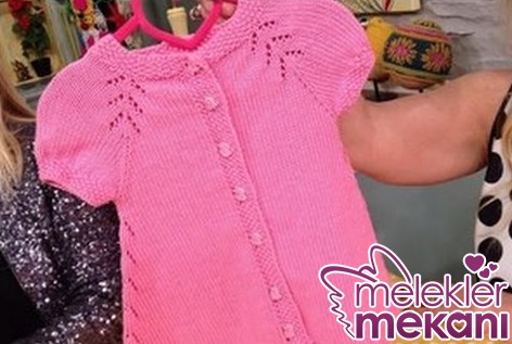 derya baykal pembe orgu bebek yelegi.jpg