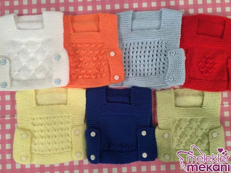 derya baykaldan rengarenk yanlardan dugmeli yelekler.jpg