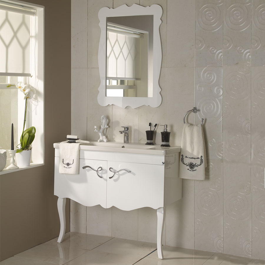 eeda6_Klasik_Banyo_Dolabi_Beyaz_95_cm.jpg