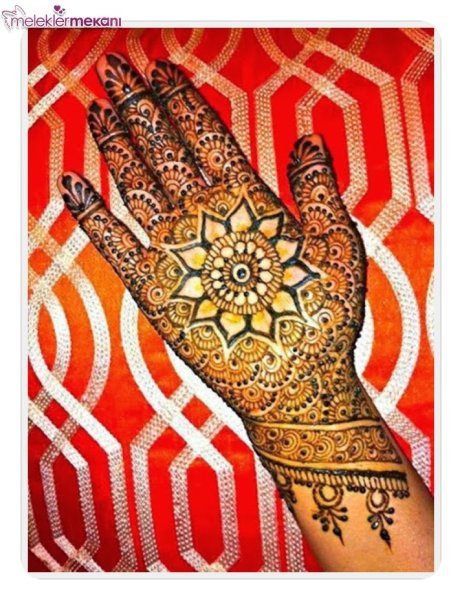 el ayak desenli şekilli kına deseni modelleri_ (3).jpg