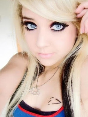 Emo-Girls-Eyes-05.jpg