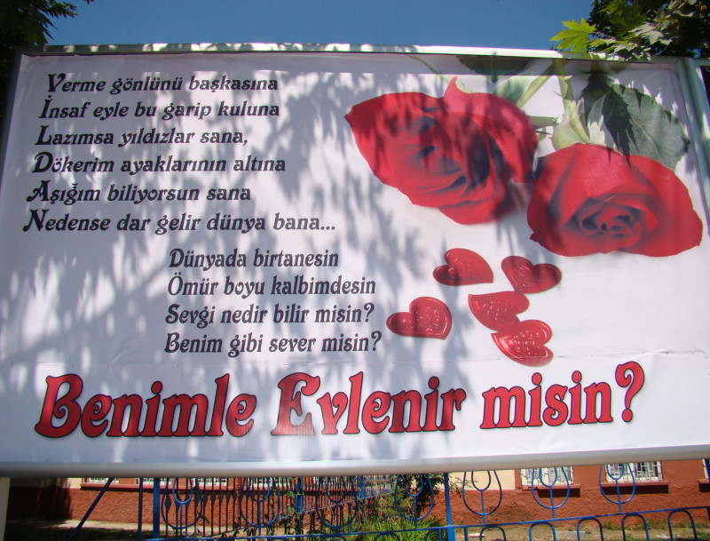 evlenme-teklifi-pankartlari.jpg