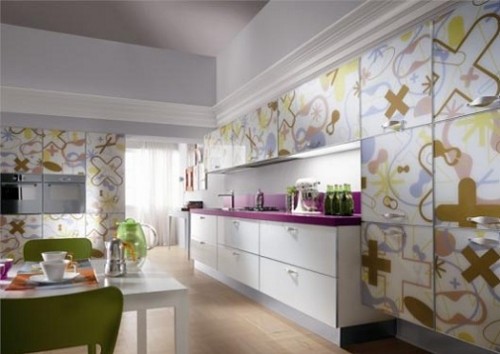 Farklı-ve-değişik-tasarımı-ile-dizayn-edilmiş-renkli-mutfak-tasarım-modeli-örneği-.jpg