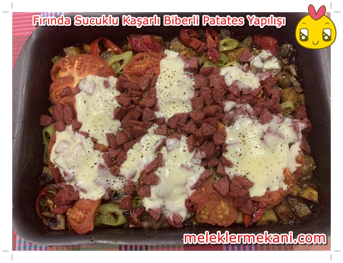 fırında sucuklu patates kaşarlı.jpg