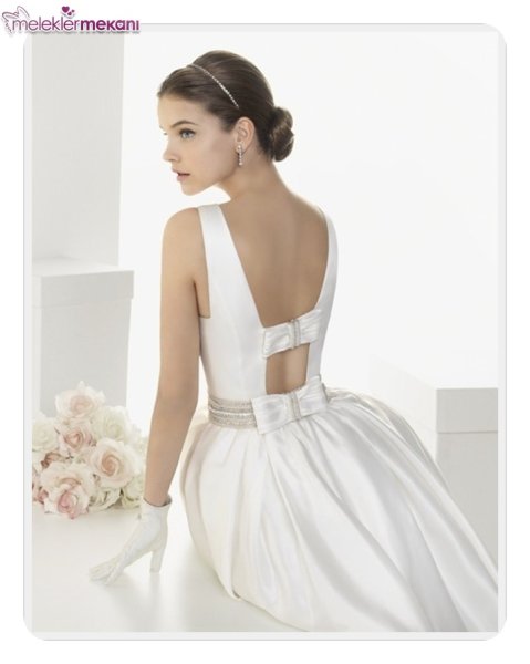 fiyonklu gelinlik modelleri_ (5).jpg