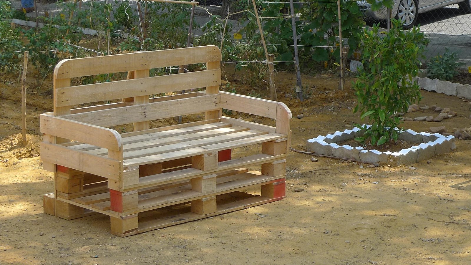 furniture-with-pallets-851a5d-h900.jpg