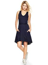 gap-dizüstü-elbise-2014 (2).jpg