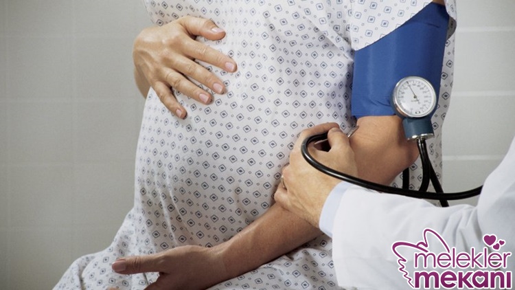 gebelikte kanama lekelenme.jpg