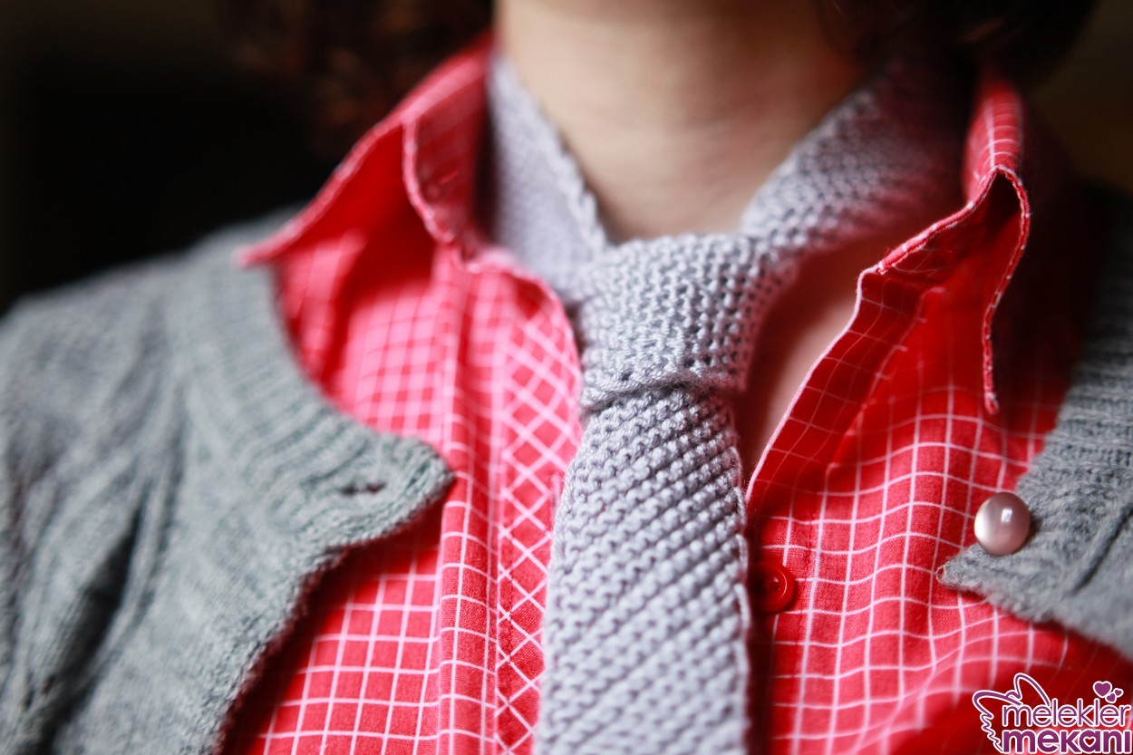 Örgüden Kravat Olur mu? Bakın Nasıl Olurmuş Melek