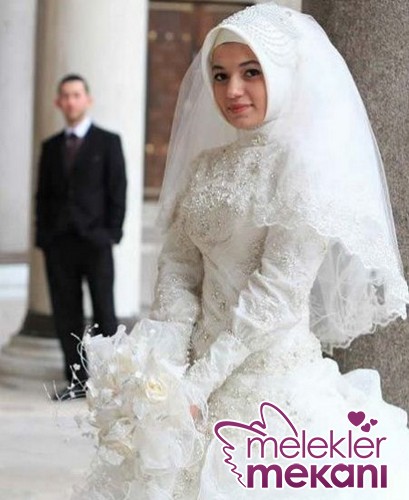 guncel-moda-tesettur-gelinlik-modelleri.JPG