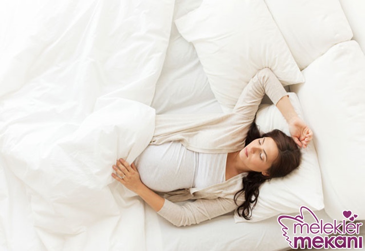 hamilelikte sırt üstü yatmak bebeğe zarar verirmi.Jpeg