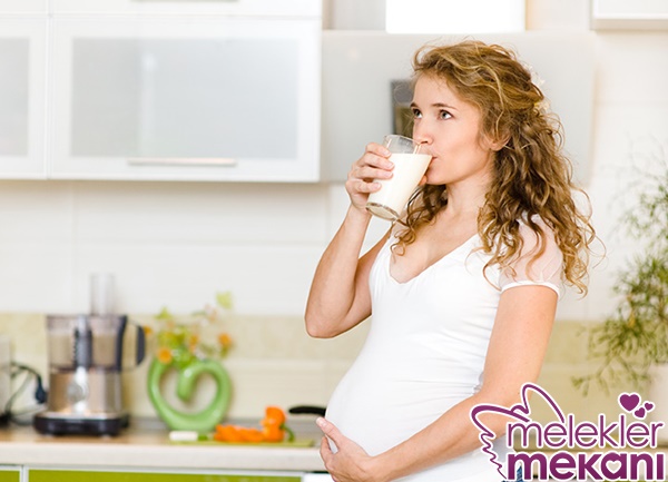 hamilelikte süt ne zaman içilir.jpg