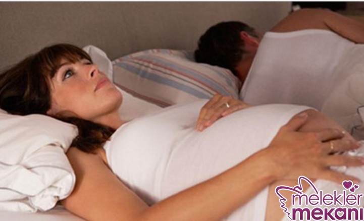 hamilelikte uykusuzluk.jpg