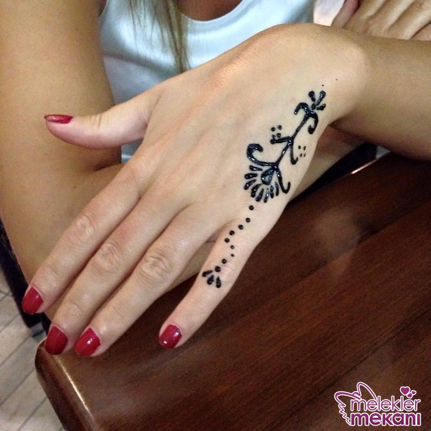 hint kısa el dövmeleri.JPG